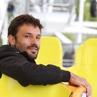 Robert Dykovský je minimálně desátou generací pražské rodiny světských. Mezi předky má loutkáře, cirkusáky či artisty. 