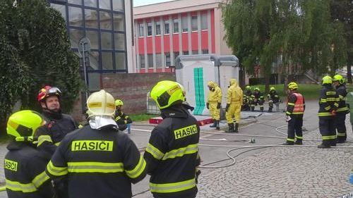 V laboratoři olomoucké univerzity unikla chemikálie. Na místě zasahovali hasiči