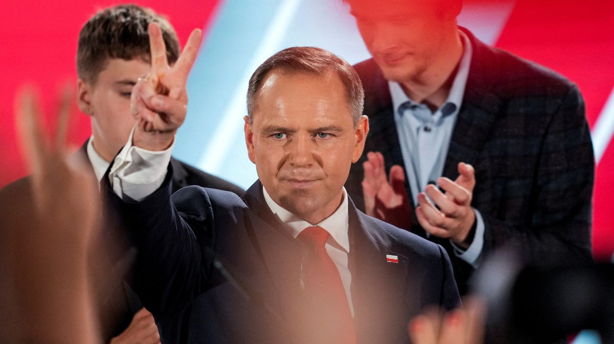 Nový polský prezident Nawrocki chce posílit spojenectví V4
