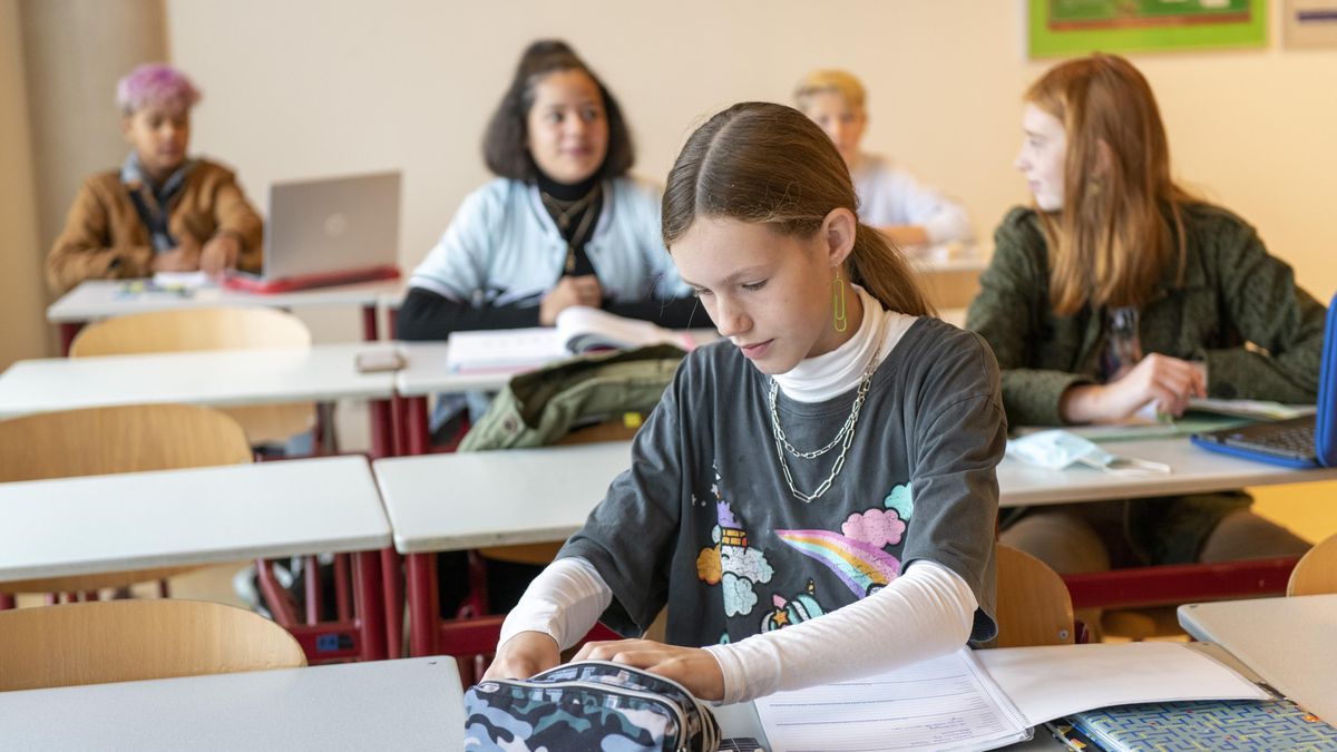 Dívky se dočkají menstruačních potřeb ve školách
