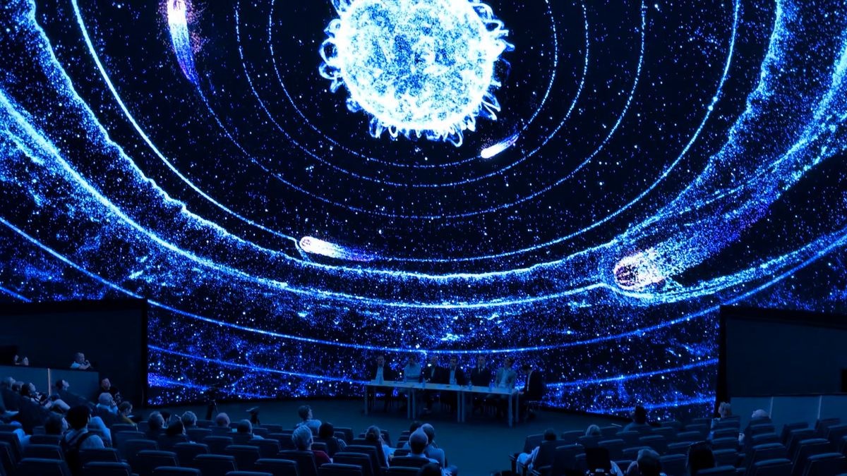 Ojedinělý zážitek. Pražské planetárium se pyšní největší LED kopulí svého druhu na světě