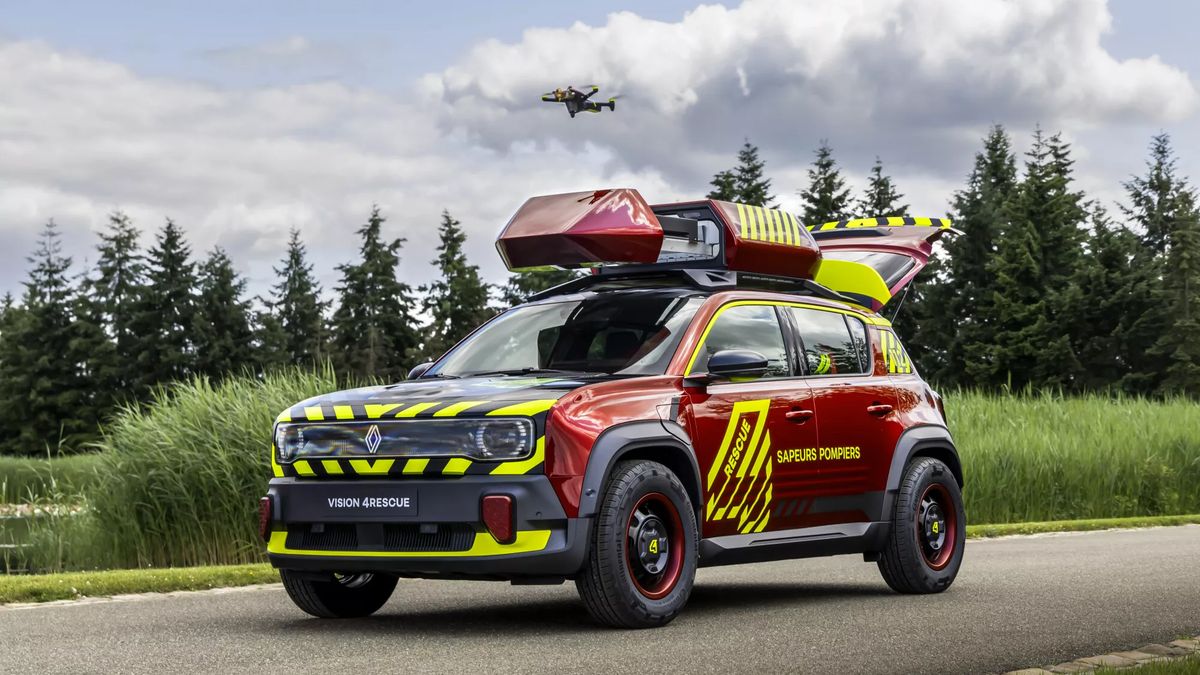 Renault 4 pro záchranáře má i garáž s dronem