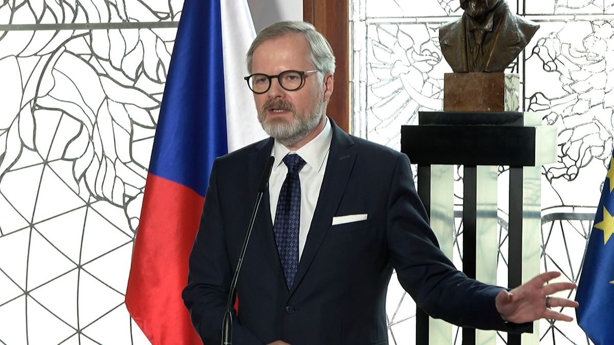 Stát mohl být zneužit. Fiala svolává Bezpečnostní radu státu