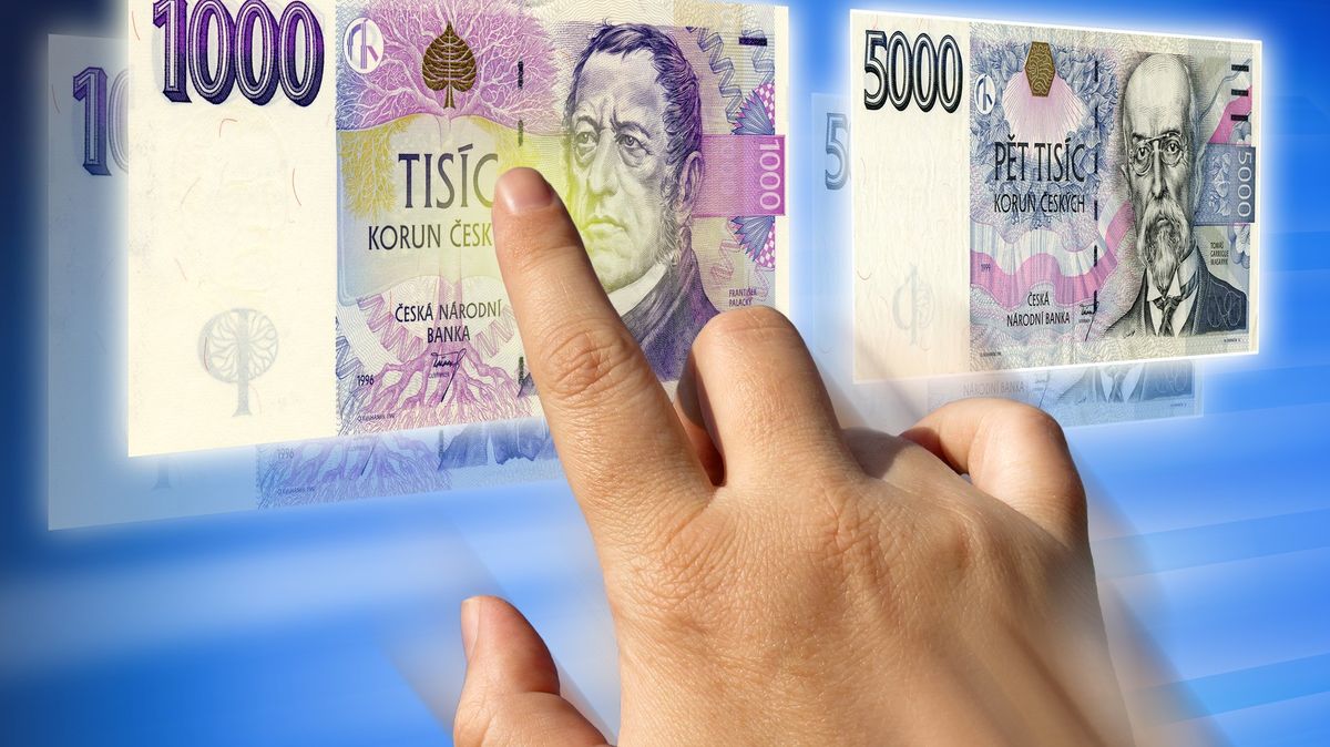 Statisíce lidí nemají na nečekané výdaje, lichváři je stále častěji loví na sociálních sítích