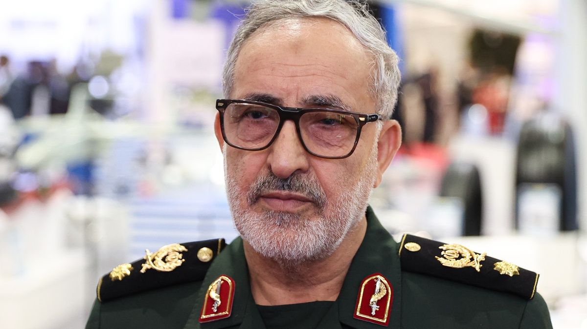 Izrael hlásí zabití šéfa íránského generálního štábu. Jeho předchůdce zahynul v pátek