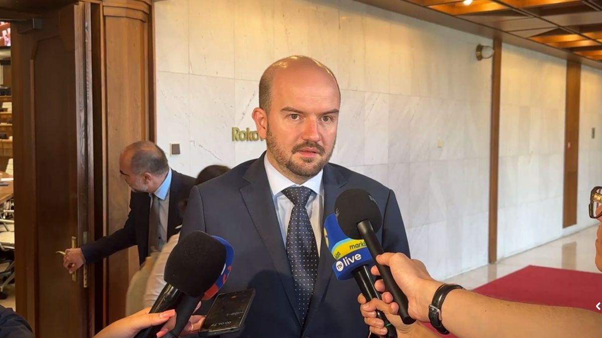 Šimečku nahradil na postu místopředsedy slovenského parlamentu jeho spolustraník