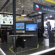 Český stánek na pařížském aerosalonu v Le Bourget
