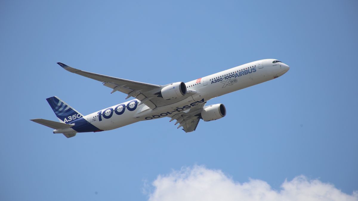 Civilní zakázky získal v Paříži především Airbus. Zájem byl i o úsporu paliva