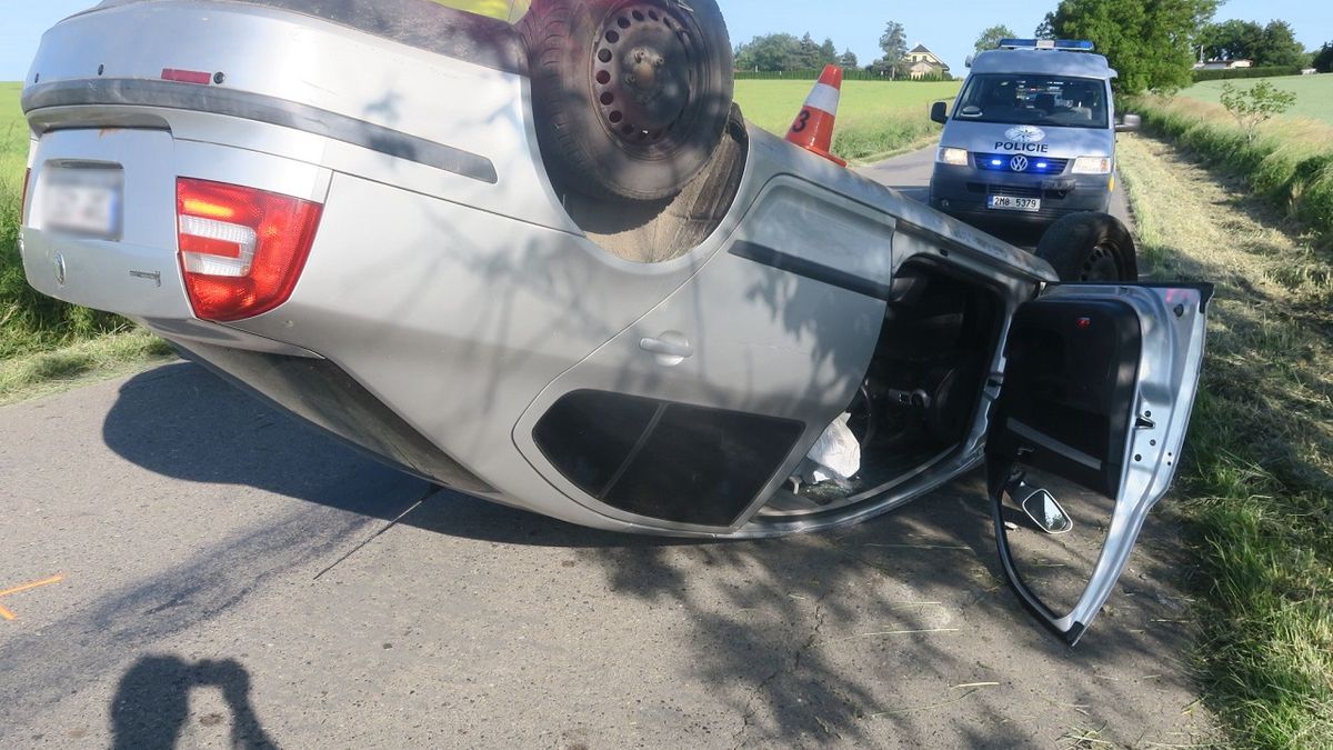 Na Přerovsku bourali opilí senioři ve škodovkách