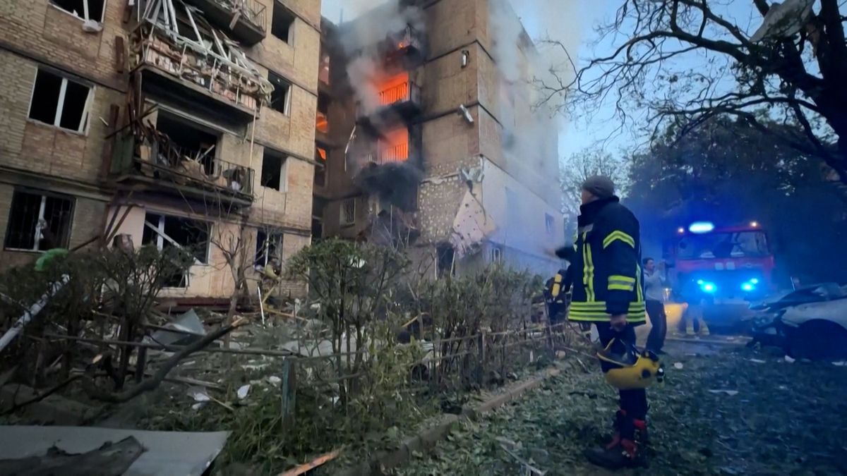 Kyjev čelil masivnímu leteckému úderu
