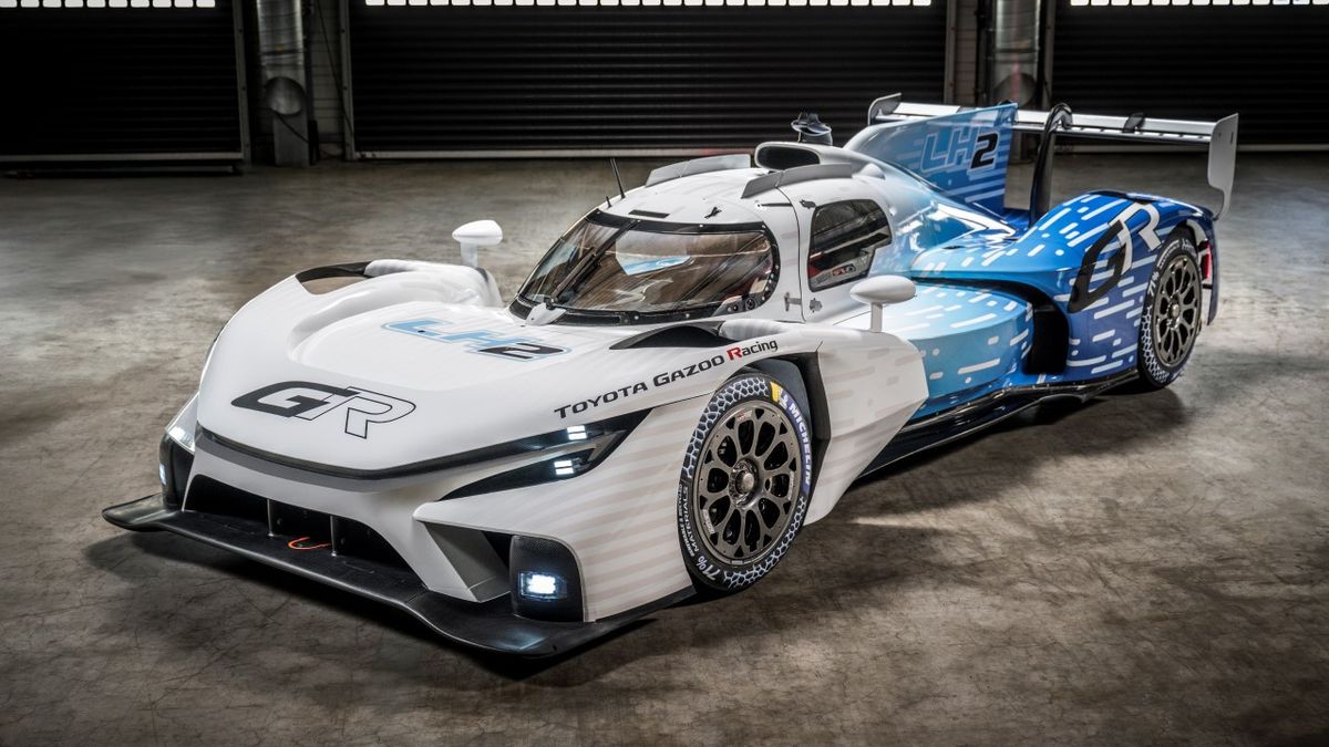 Toyota ukázala hypersport spalující kapalný vodík