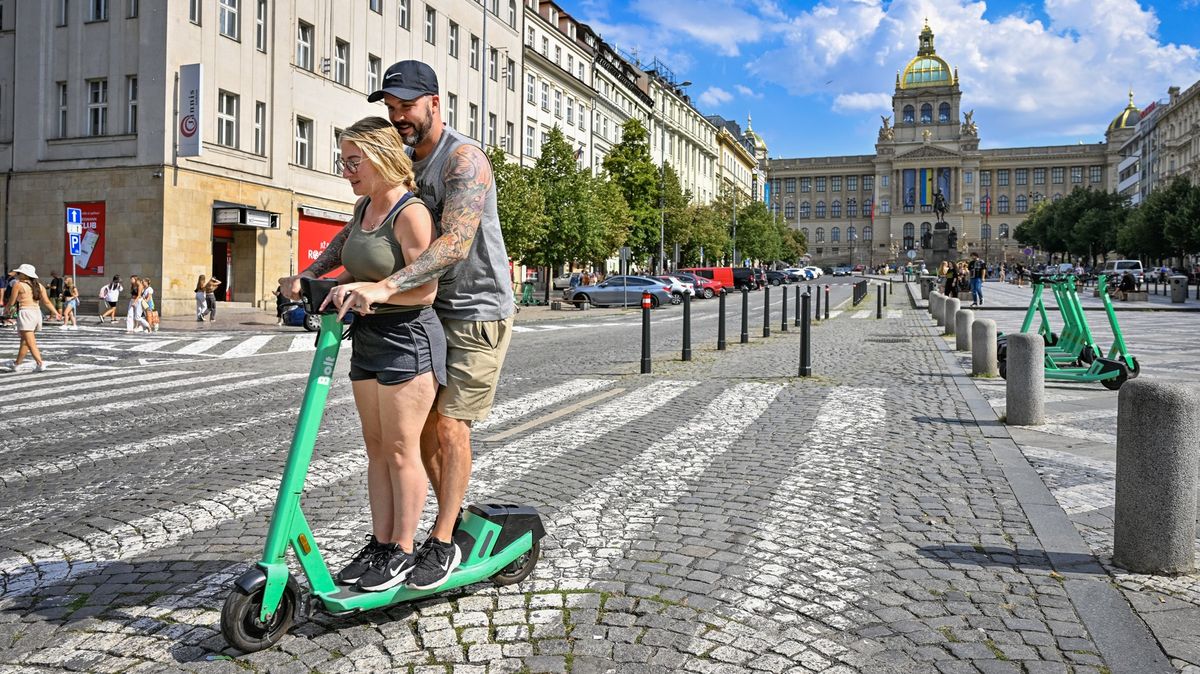 Povinné ručení už mají desetitisíce elektrokoloběžek