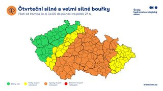 Tropy ve čtvrtek ukončí velmi silné bouřky s kroupami, varují meteorologové