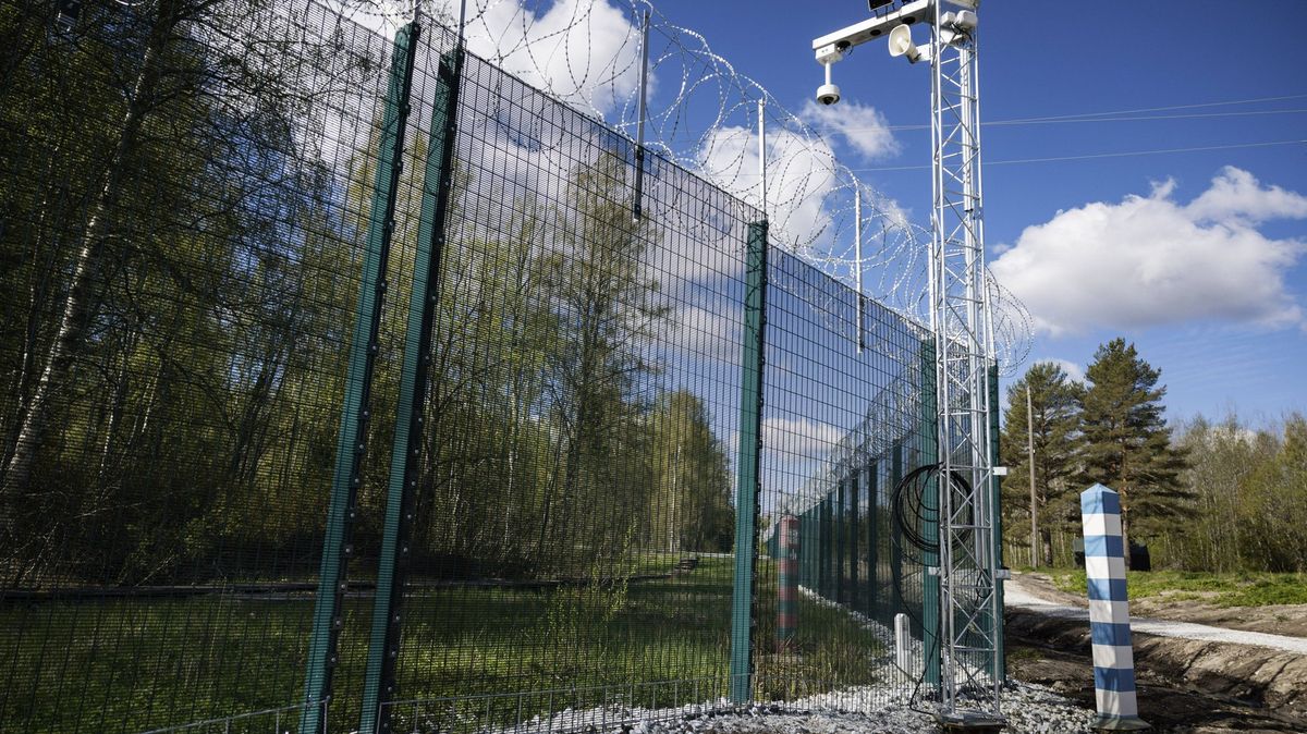 FOTO: Přes 1300 kilometrů dlouhá hranice, která odděluje Evropu od války