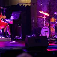 V kostele sv. Václava vystoupila charismatická Nana Vazana. 