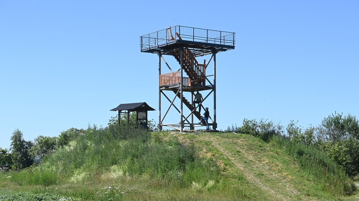 Na Přerovsku vzniká nová rozhledna. Nabídne výhled na Beskydy či Praděd