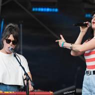 Klára Vytisková (vlevo) se sestrou Terezou