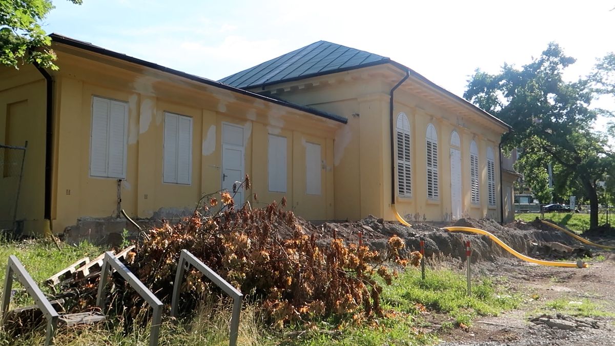 Plzeň chce zachránit lochotínský pavilonek. Empírovou památku má provozovat divadlo