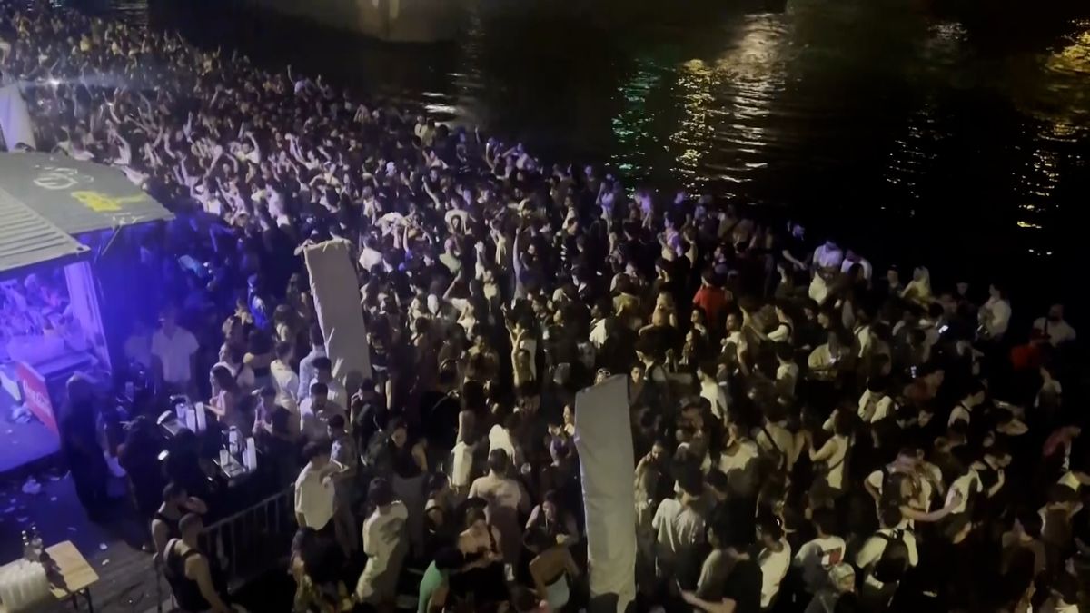 Muži ve Francii na festivalu vpíchli 145 ženám injekce s toxickou látkou