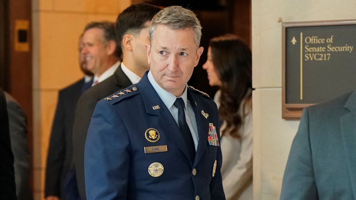 Naše bomby neměly šanci. Americký generál přiznal, proč USA ušetřily jaderné zařízení v Isfahánu