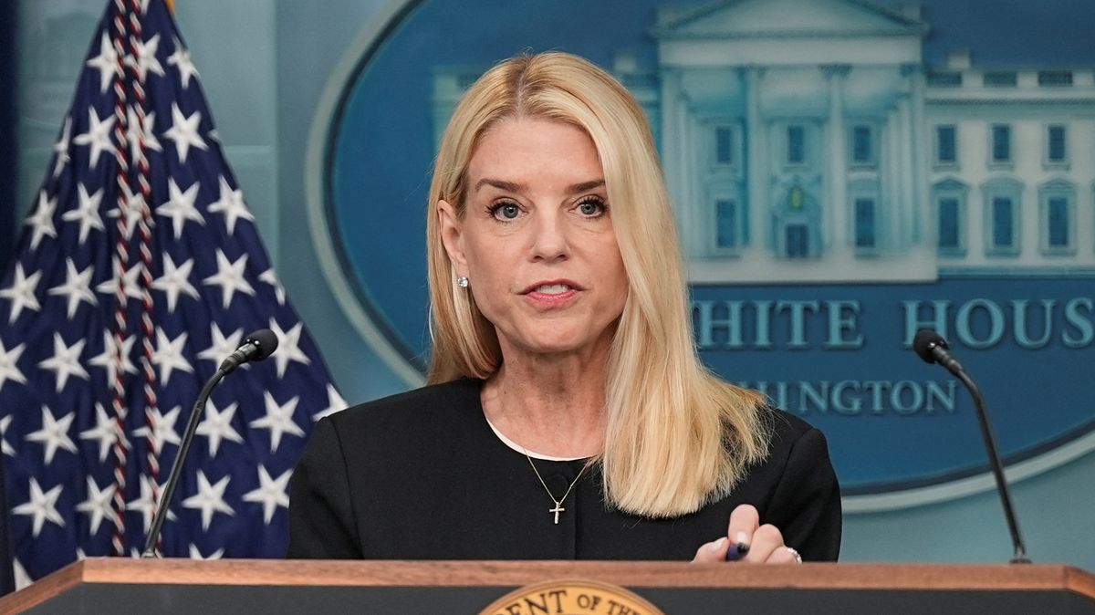 Dostali dopis bez zdůvodnění. Ministerstvo spravedlnosti USA propustilo žalobce z případu útoku na Kapitol