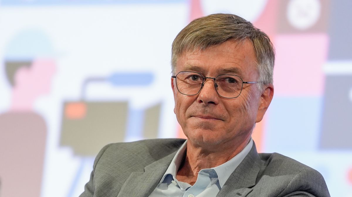 Hospodaření České televize prověří audit, napsal Chudárek poslancům