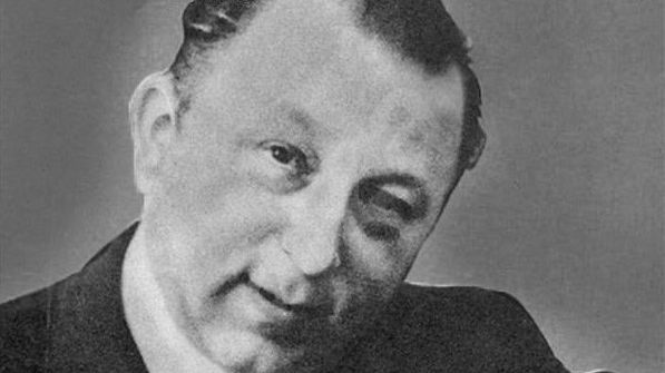 Autor písně Běž domů, Ivane se vrací do vlasti. Spočine na Vinohradském hřbitově v nové hrobce pro umělce