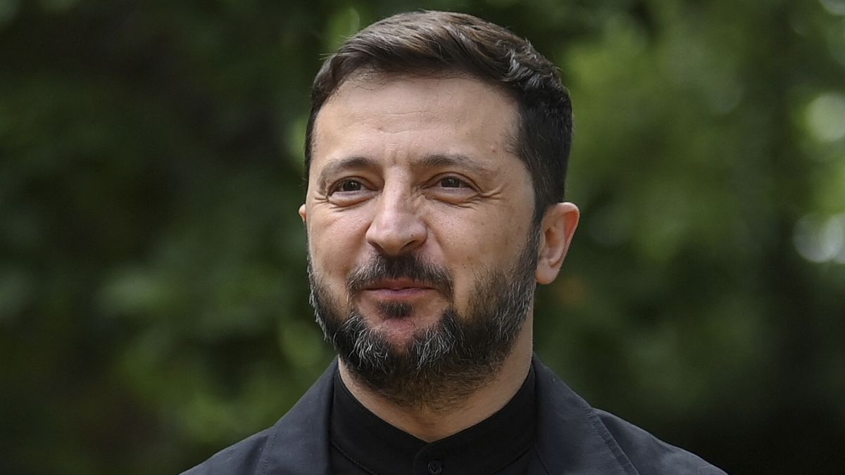 Zelenskyj se chce na summitu NATO sejít s Trumpem