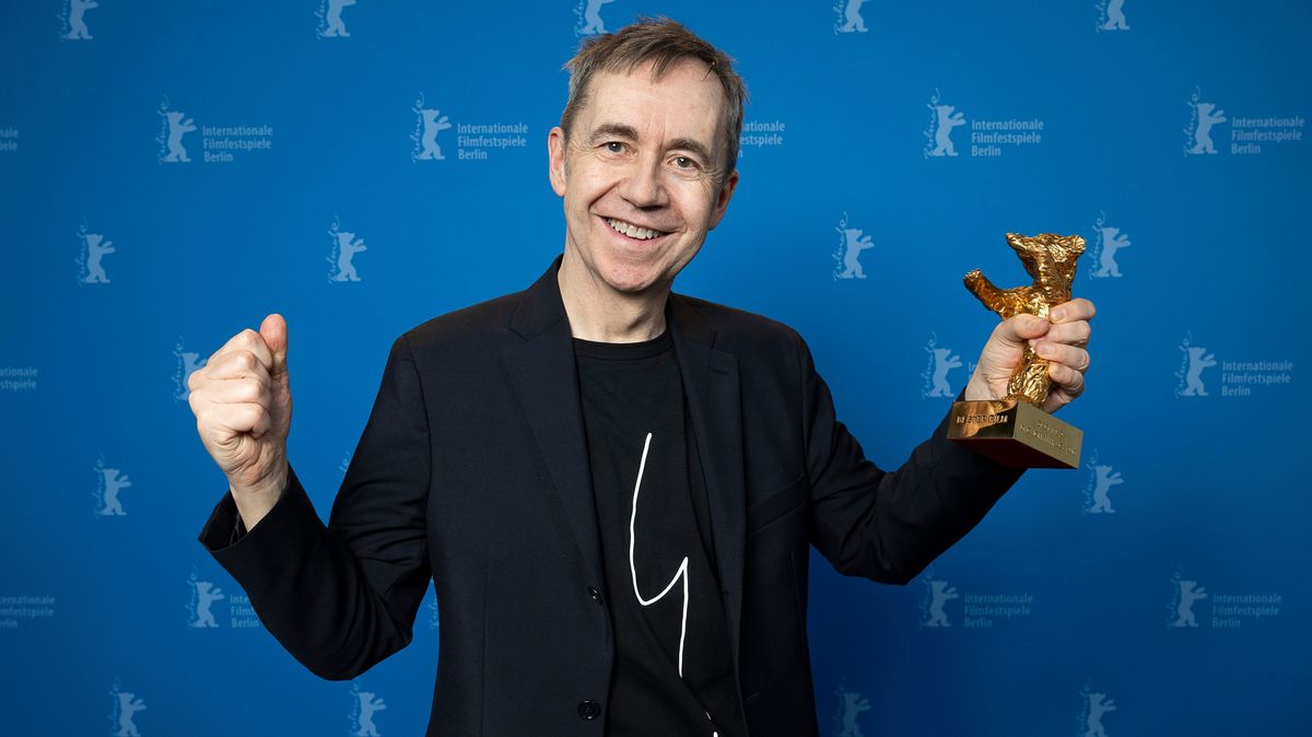 Vary uvedou Sny, vítězný film letošního Berlinale. Oceněný režisér je bývalý knihovník