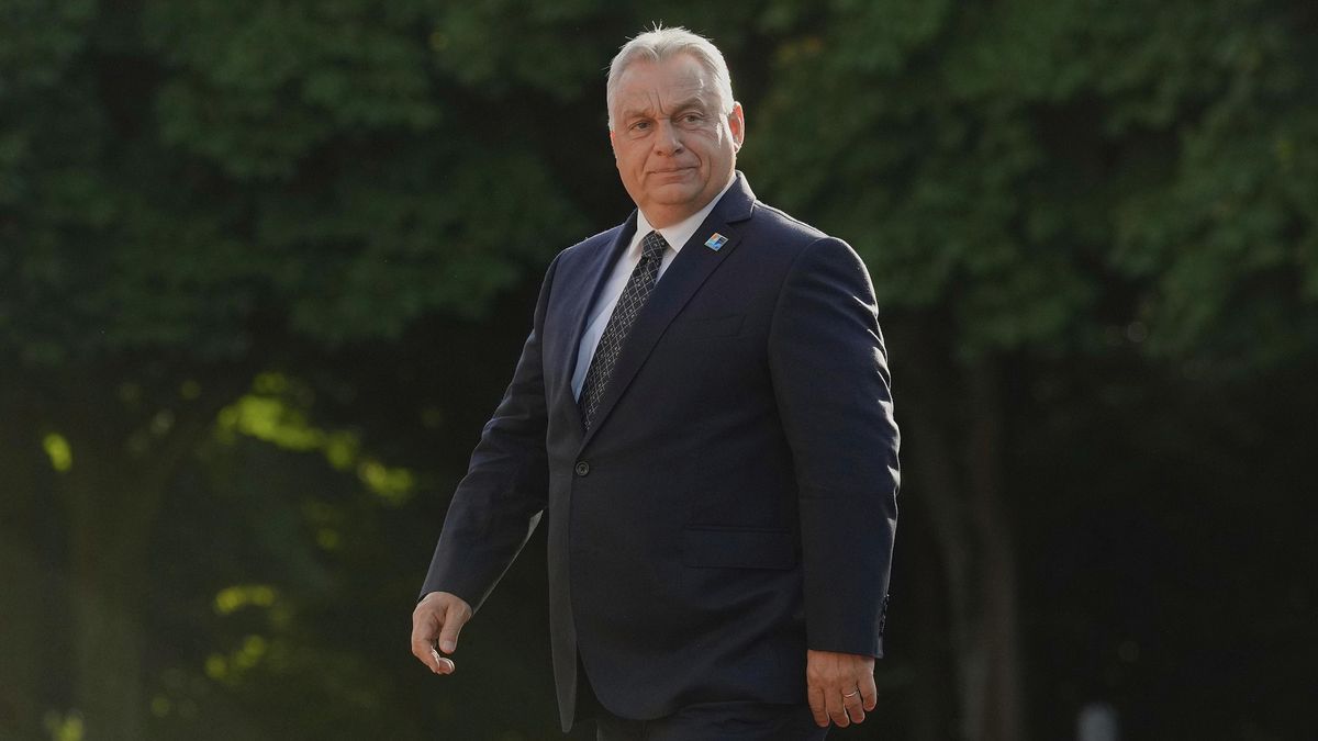 Ukrajina ani Rusko nejsou v NATO a mým úkolem je, aby to tak zůstalo, prohlásil Orbán