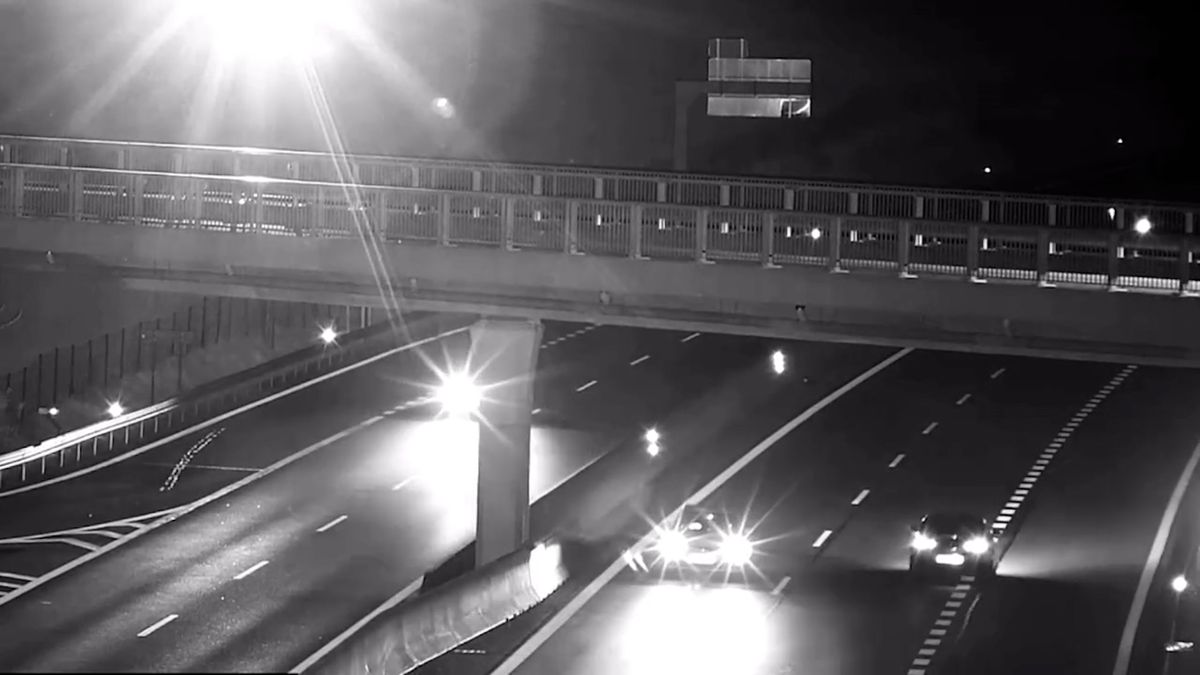 Opilec jel na Slovensku 22 kilometrů v protisměru. Kamera zachytila hrozivou situaci