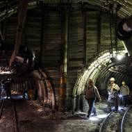 Kolektiv Lukáše Budaye naposledy pracoval mezi lokalitami Sever a Jih. Prováděl asanaci tzv. překopu. Rozšiřoval důlní prostor, vyměňoval poškozenou výztuž a zajišťoval boky proti sesuvům horniny.