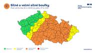 Meteorologové rozšířili výstrahu před bouřkami. Na jihu Moravy bude až 34 stupňů