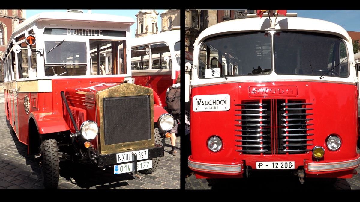 FOTOGALERIE: Historické autobusy na Staroměstském náměstí připomněly 100 let pravidelné jízdy na pražských linkách