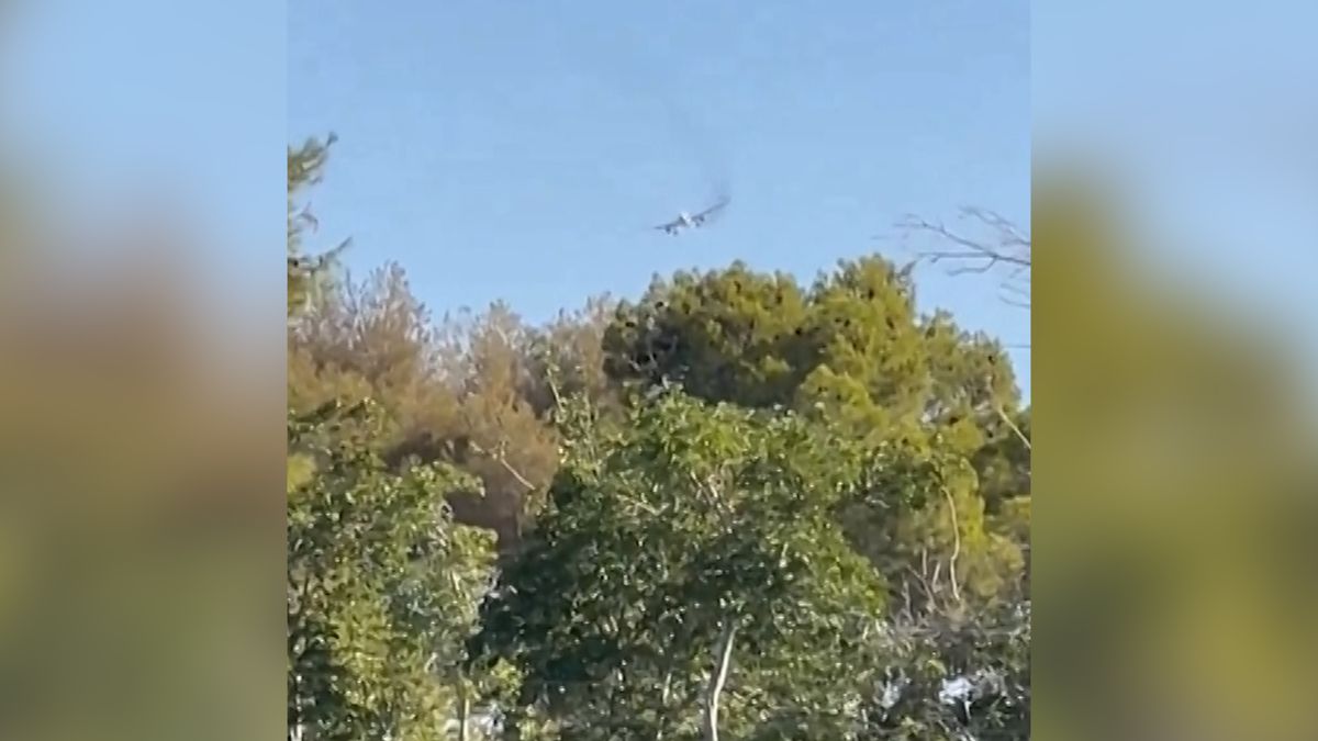 Znělo to jako střelba, popsal cestující poruchu motoru airbusu  