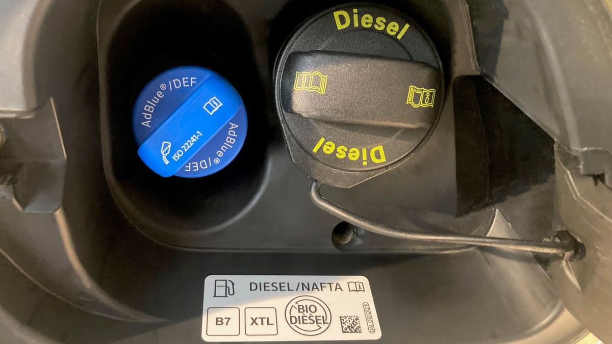 Máte u nádrže auta písmena XTL? Jejich význam vás nejspíš překvapí
