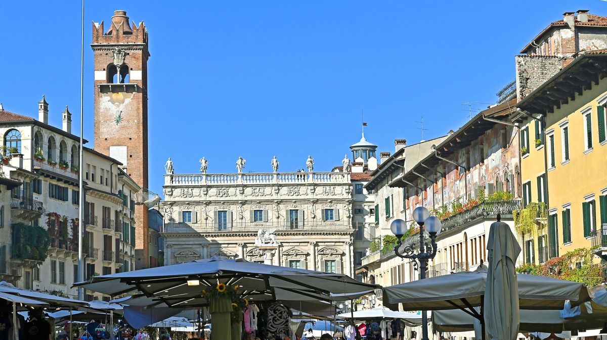 Turista v italském muzeu rozsedl exponát