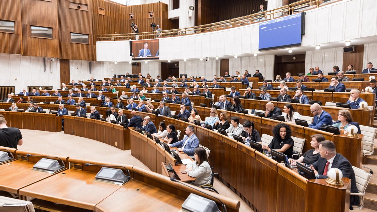 Slovensko zavádí právo na opravu v médiích. Soudy zřídí tiskové senáty
