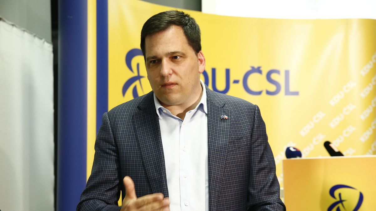 Europoslanec Zdechovský vyhrál téměř milion ve Sportce