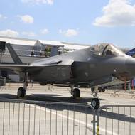 Americká F-35A na pařížském aerosalonu v Le Bourget