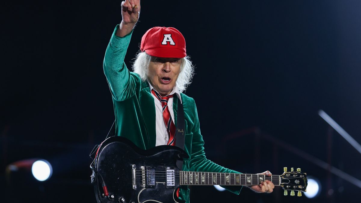 I AC/DC otevřou v Praze svůj bar. Fanoušci si v něm budou moci nechat vytetovat logo skupiny