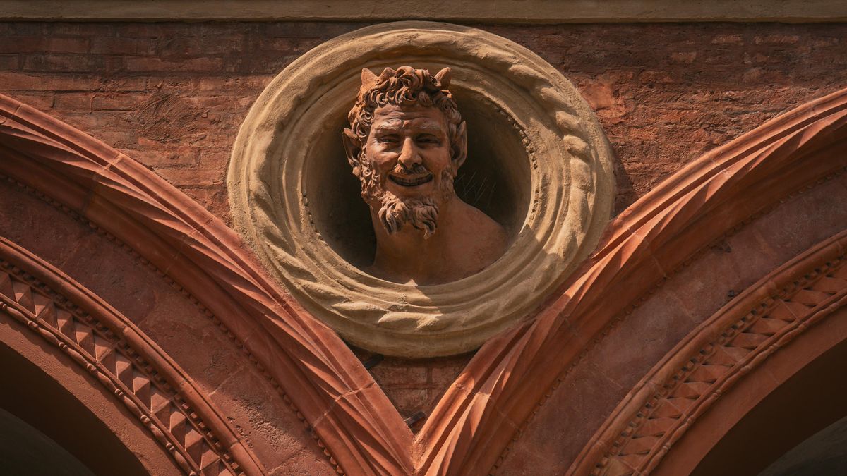 Valar morghulis. Boloňský palác tváří připomíná zasvěceným Hru o trůny