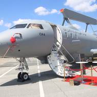 SAAB 340 AEW letectva Emirátů na pařížském aerosalonu v Le Bourget. Tento typ se podílel na sestřelu ruského Su-35