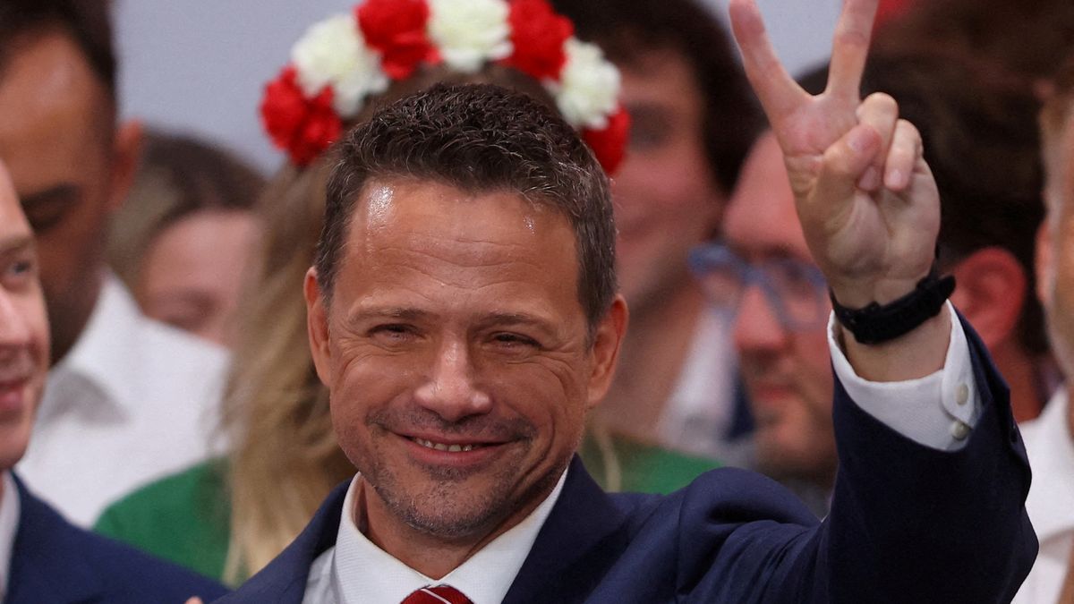 Trzaskowski napadl výsledek polských prezidentských voleb. Přitom ho původně uznal