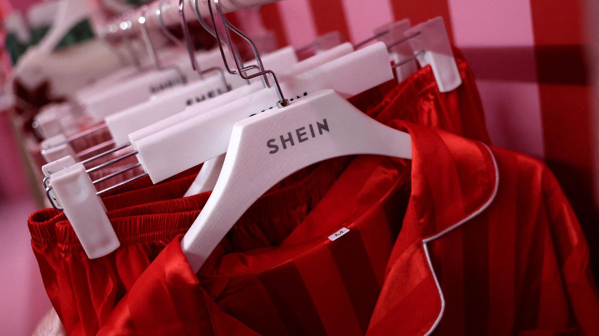 Shein nutí zákazníky k nákupům temnými praktikami, stěžuje si spotřebitelská organizace
