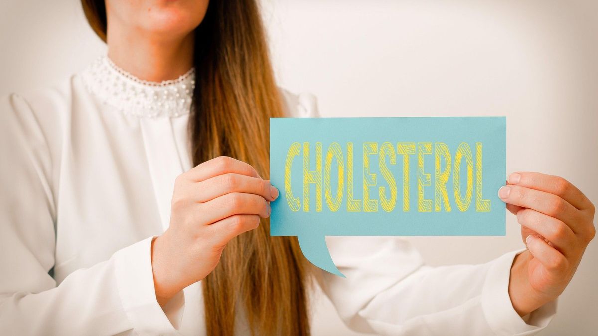 Čtyři věci, kterým je lepší se po 17. hodině vyhnout, pokud máte vysoký cholesterol