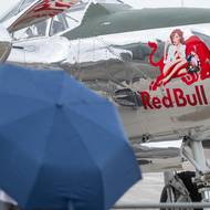 Lockheed P-38 Lightning na ploše letiště