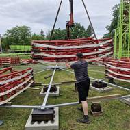 Stavba atrakce na původním místě je v plném proudu. Hotovo by mělo být během tohoto týdne. (6. 6. 2025)