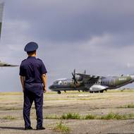 Do Kazachstánu koně přepravily české armádní letouny CASA. 