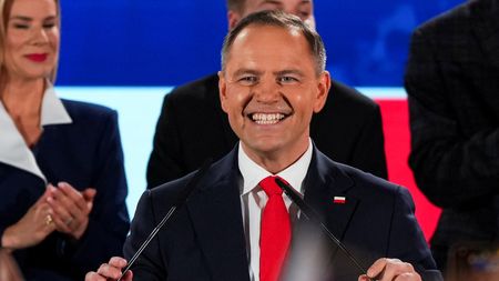 Zvrat ve výsledku polských prezidentských voleb: Vyhrál Nawrocki
